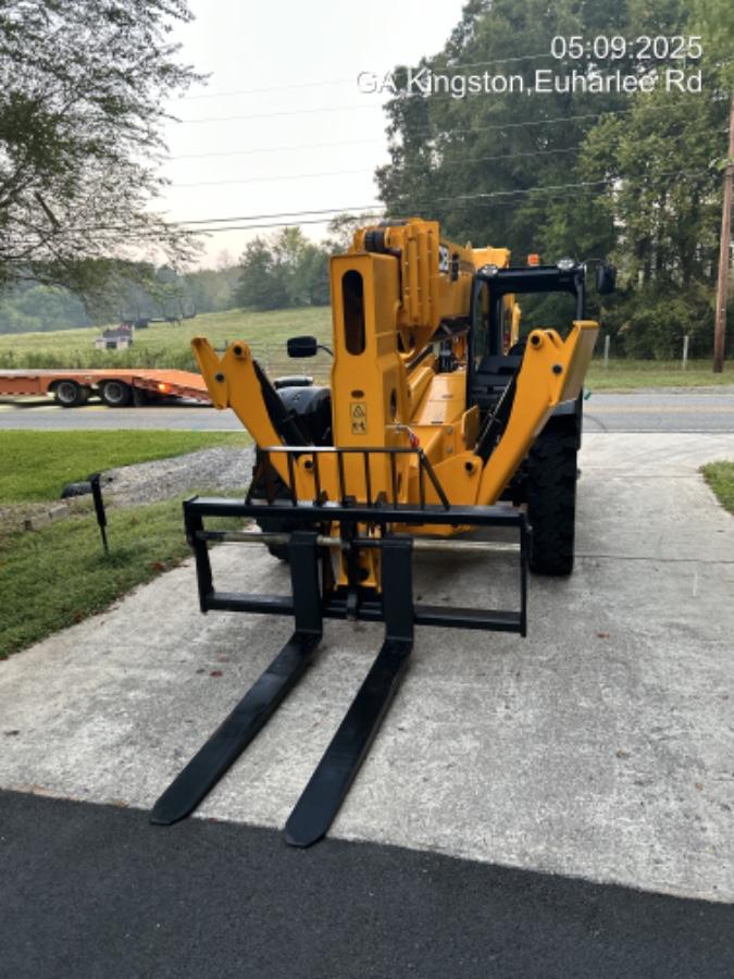 2025 JCB 512-56