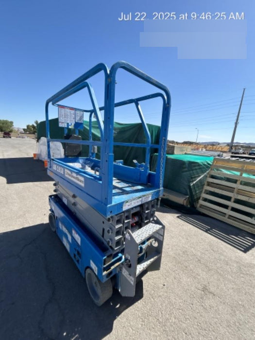 2019 Genie GS-1930 Fixed rails with chain Entry