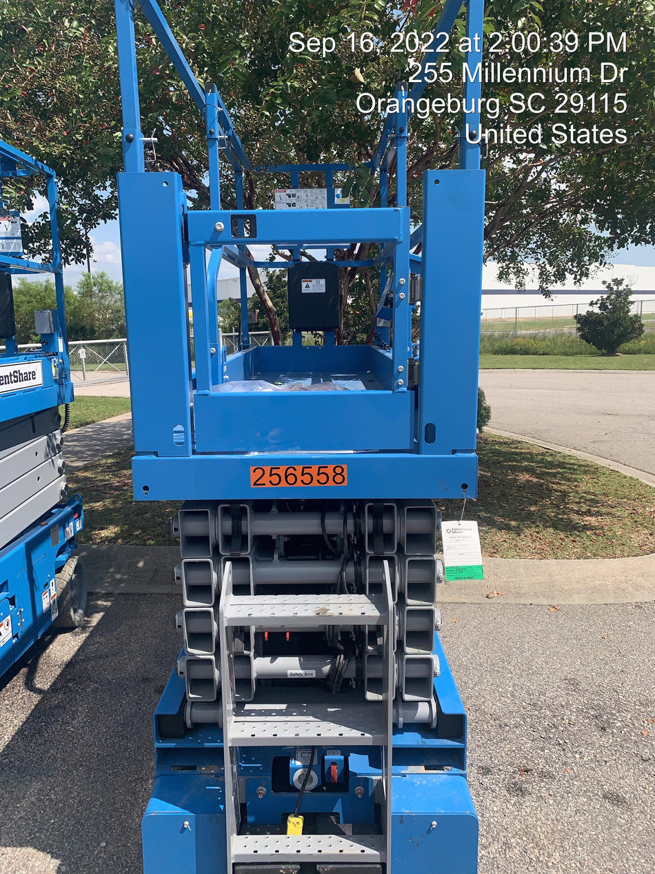 2022 GENIE GS-3232