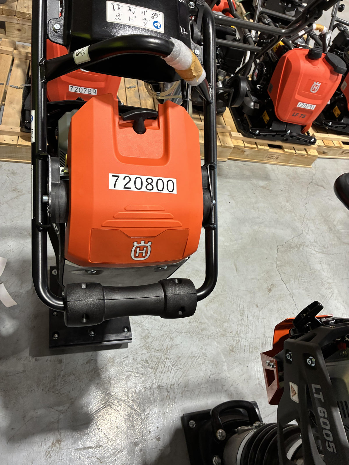 2026 HUSQVARNA LT6005