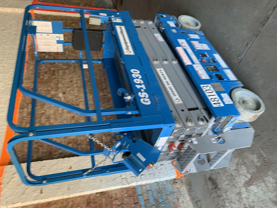 2019 Genie GS-1930 Fixed Rails with Chain Entry