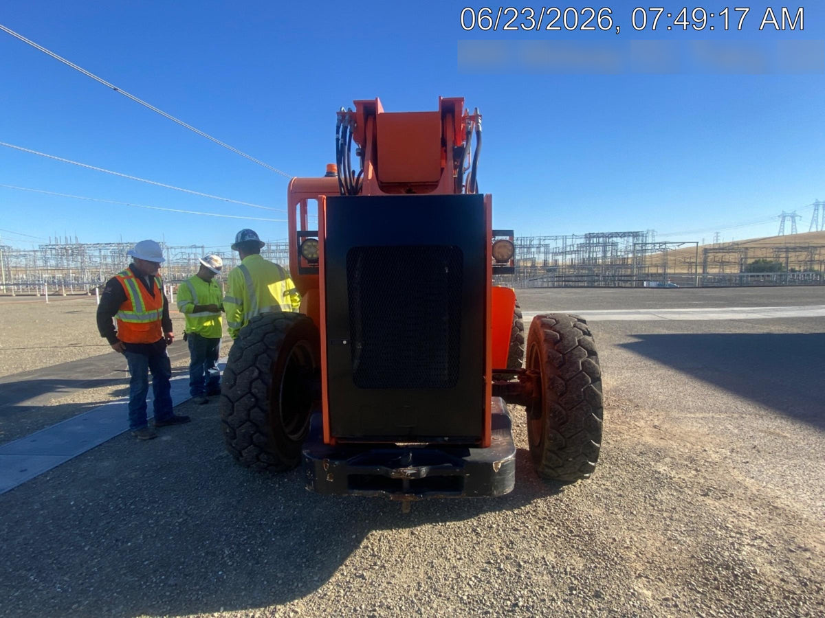 2021 JLG 6036