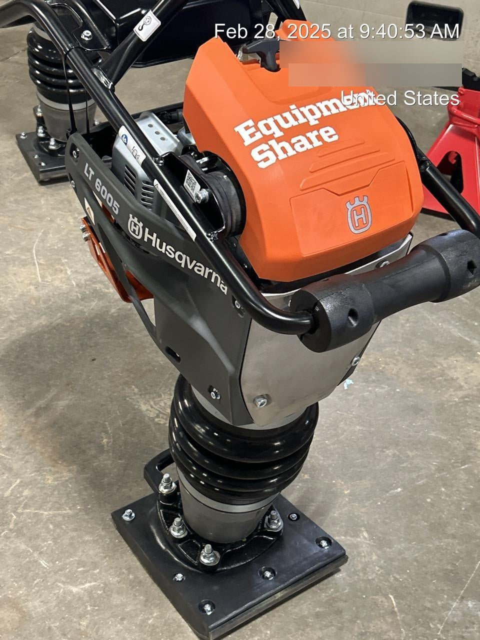 2025 HUSQVARNA LT6005