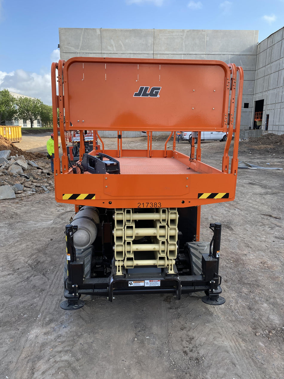 2022 JLG RT4069