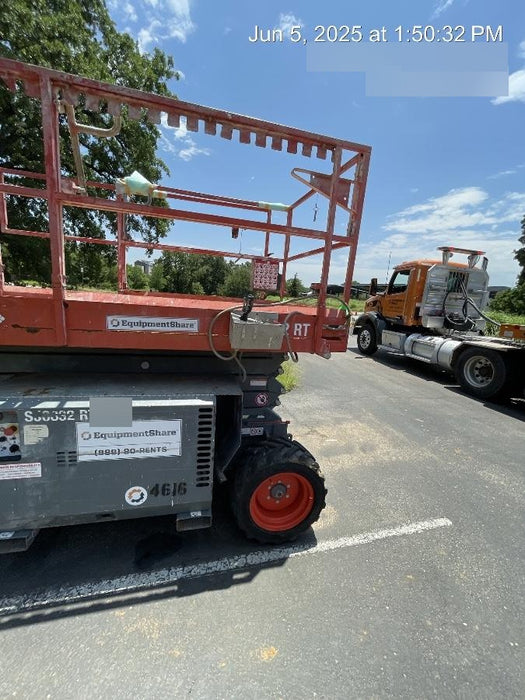 2017 SKYJACK SJ6832 RT