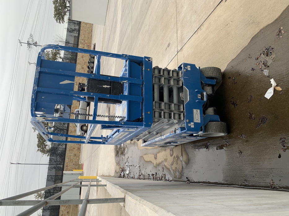 2019 Genie GS-1930 Fixed Rails with Chain Entry