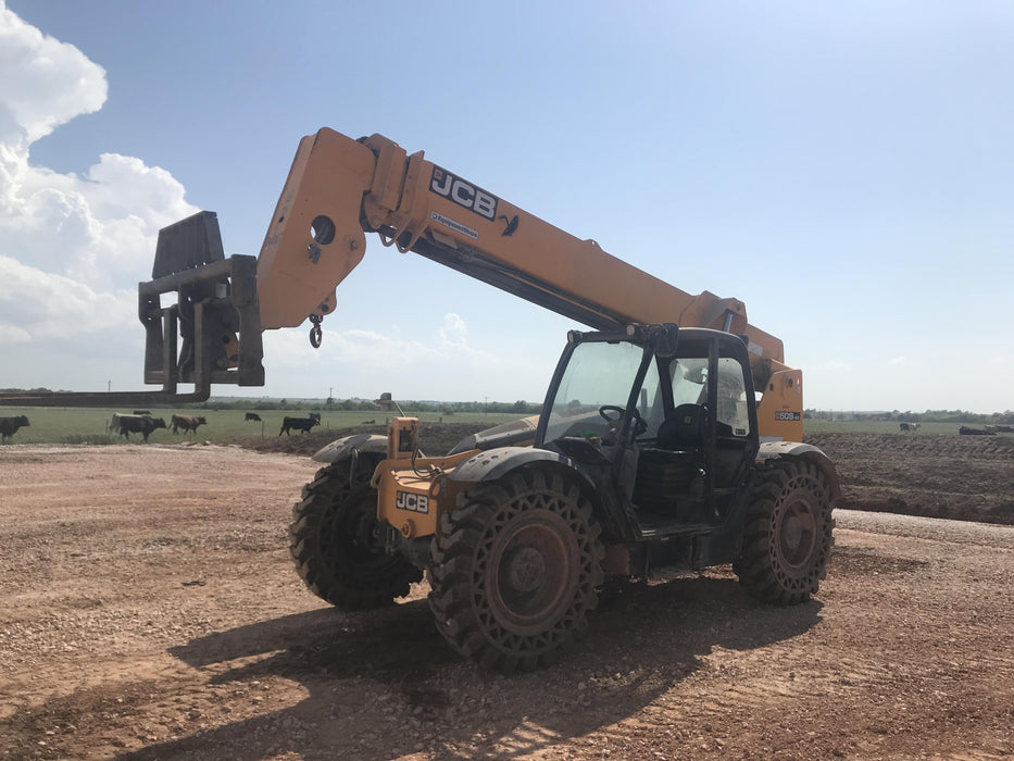 2019 JCB 509-42 74 HP w/Open ROPS, Beacon, Aux Hydraulics, LED Work lights, Solid Tires 66" Carriage/60" Forks