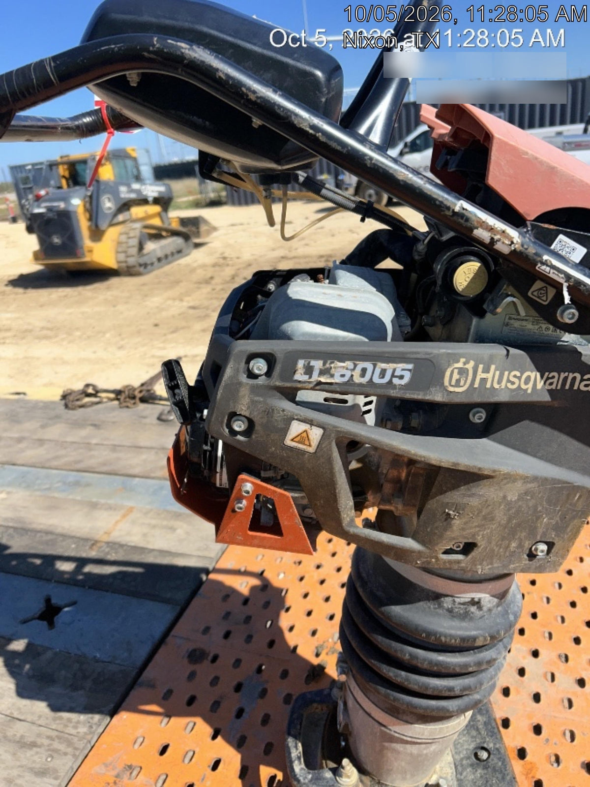 2025 HUSQVARNA LT6005