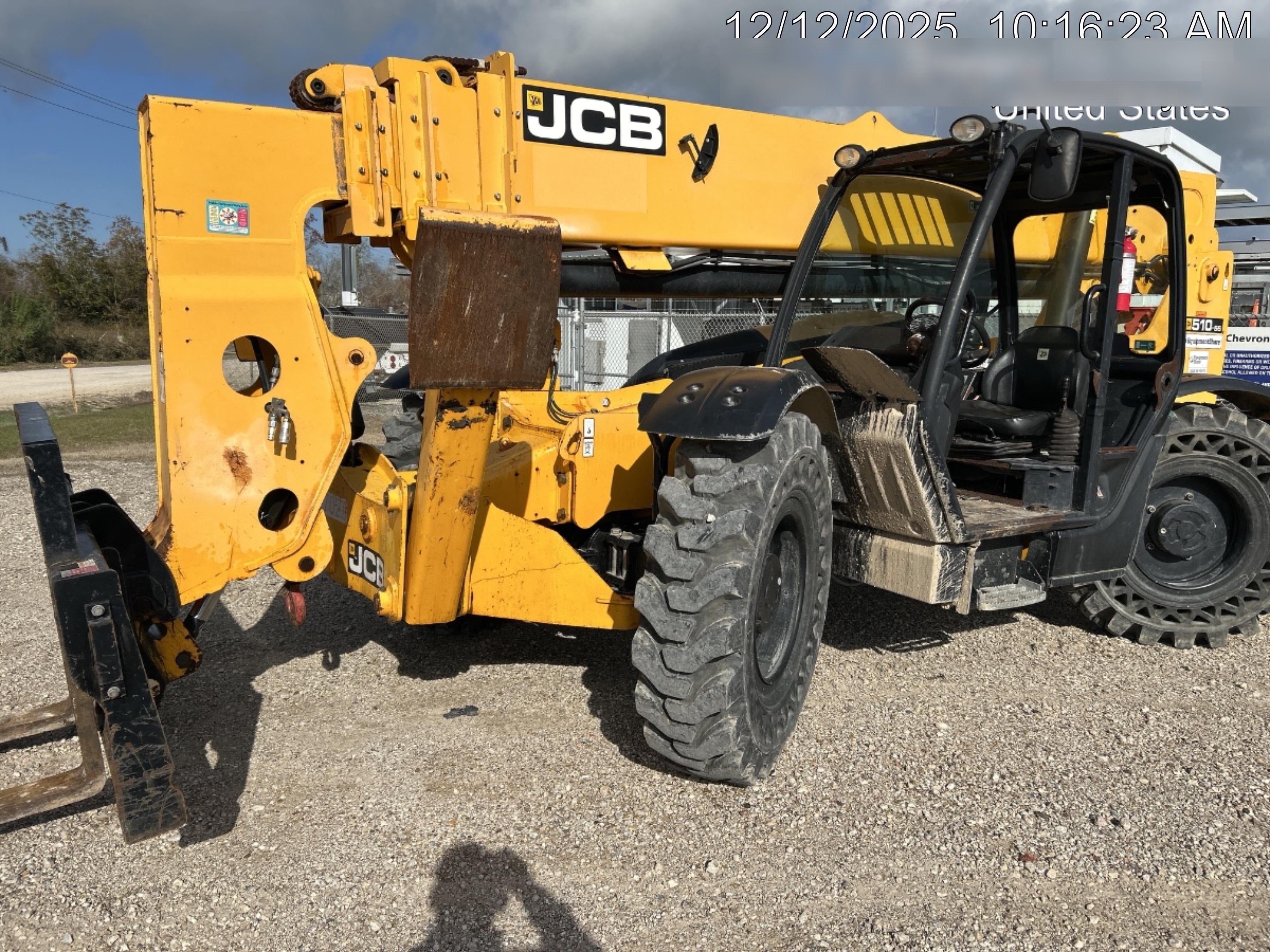 2019 JCB 510-56 Open ROPS, 74 HP, Solid Tires, Worklights, Beacon, Aux Hydraulics, Lifting Eye w/60" Carriage/60" Forks