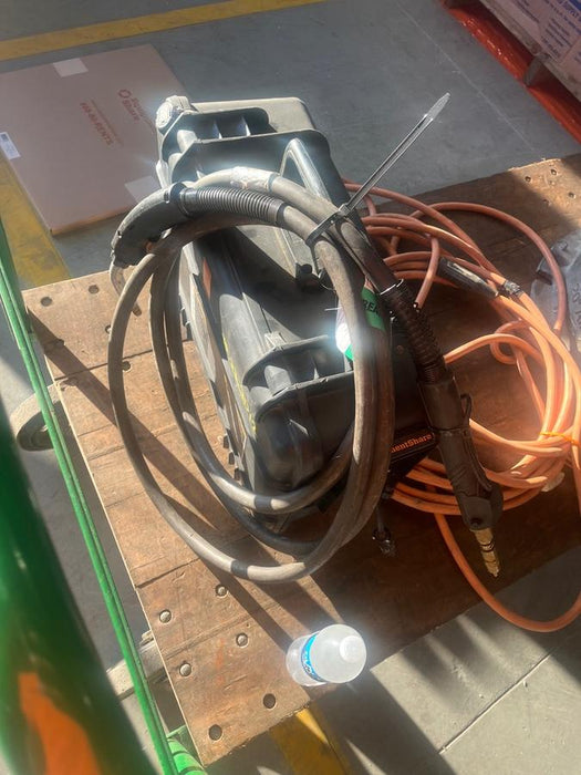 2021 MILLER ELECTRIC SUITCASE 12RC