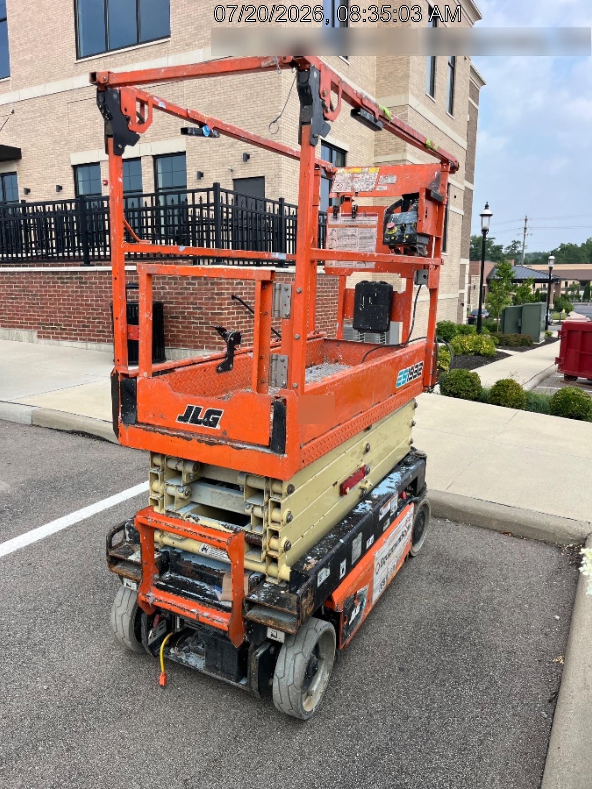 2021 JLG ES1932