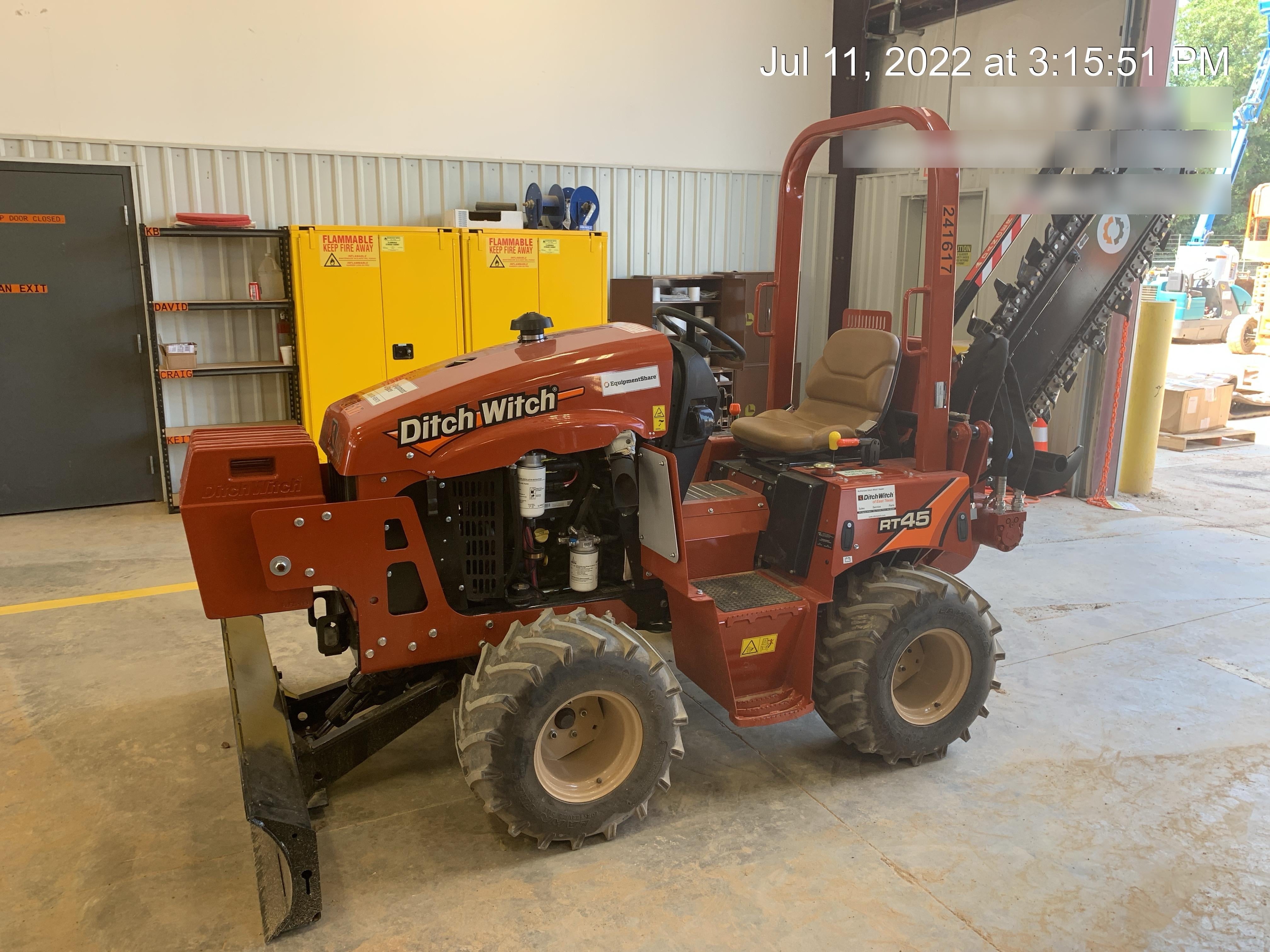 2022 DITCH WITCH RT45A