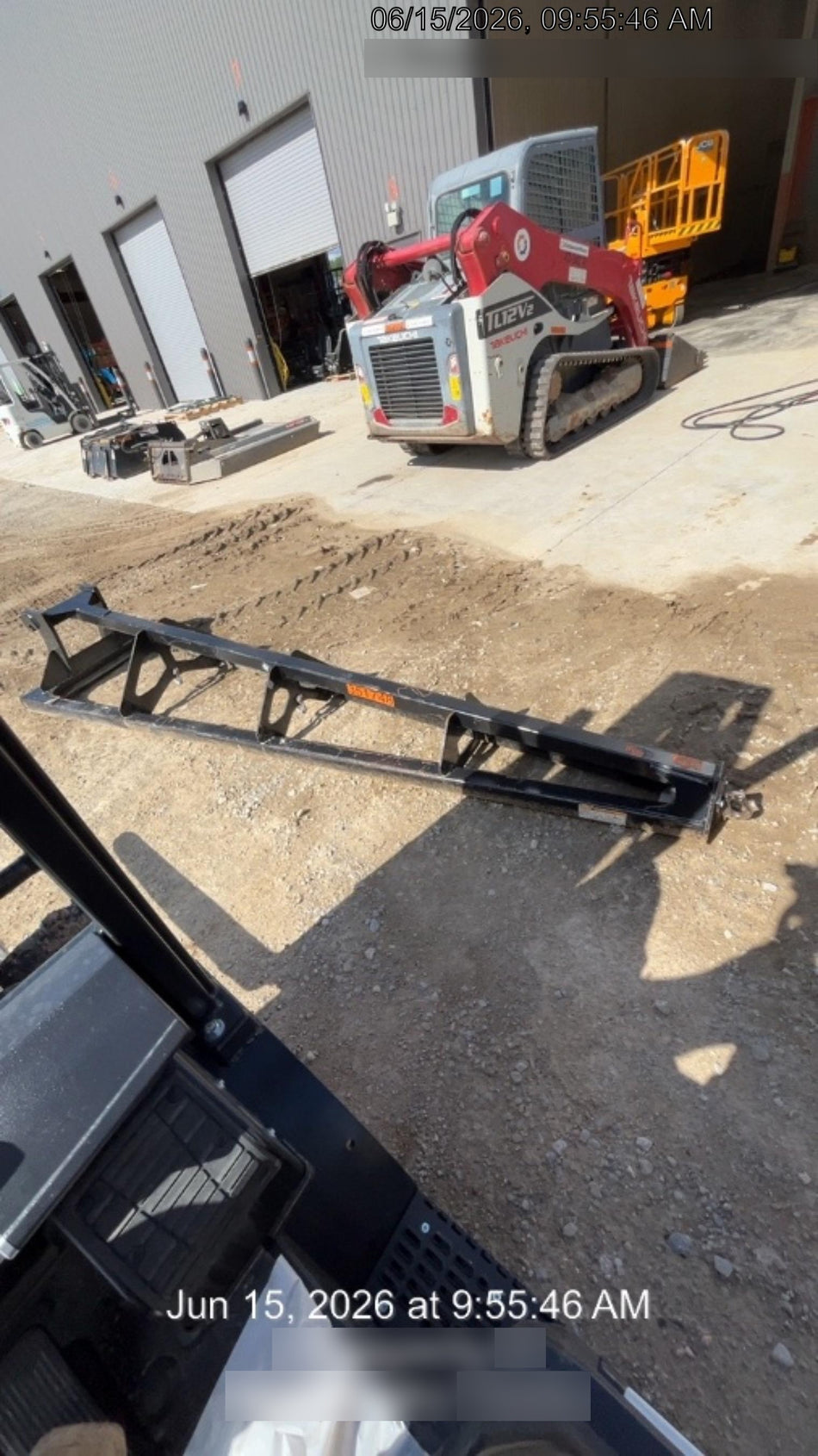 2023 JLG 1001275853