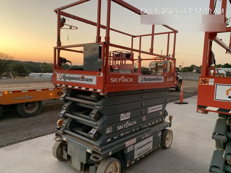 2021 SKYJACK SJ4740