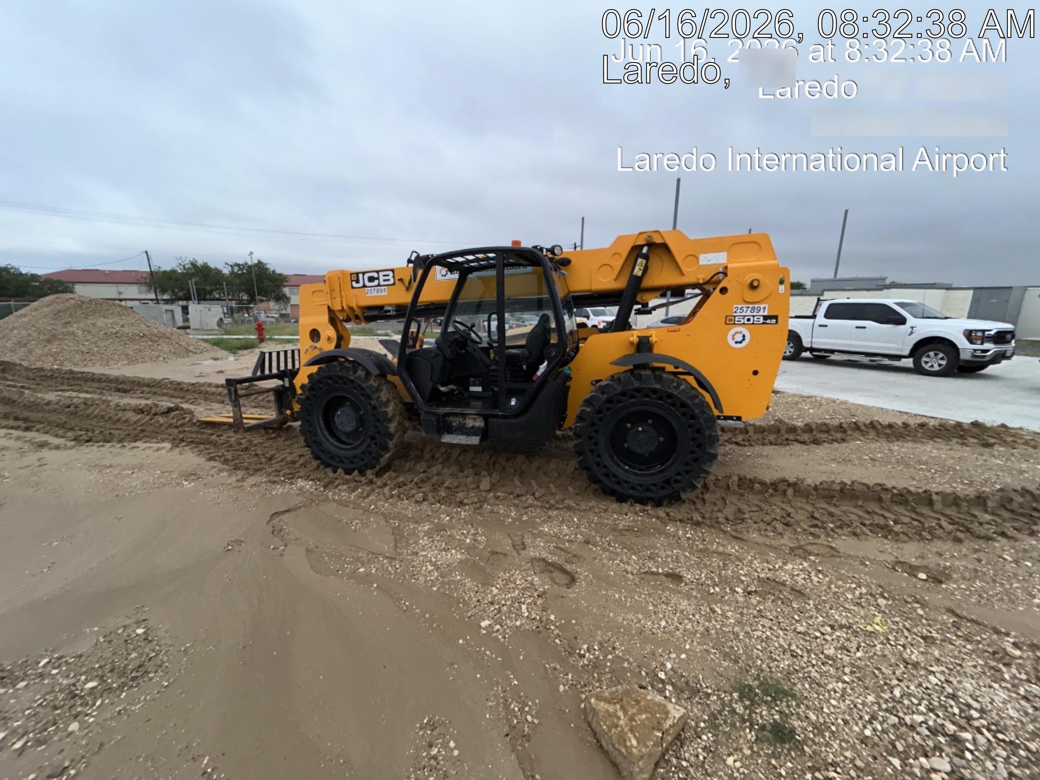 2022 JCB 509-42