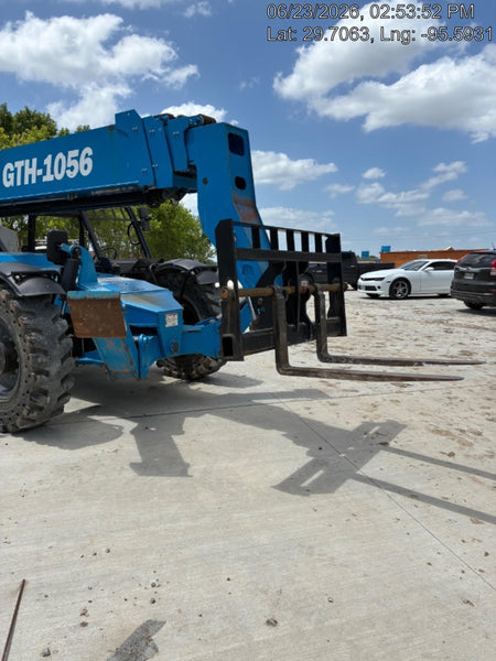 2017 GENIE GTH-1056
