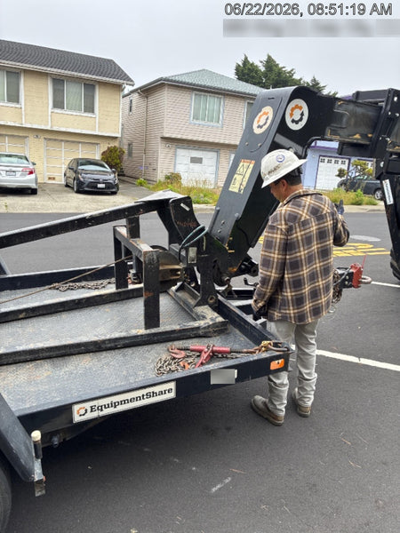 2024 JLG 1001099351