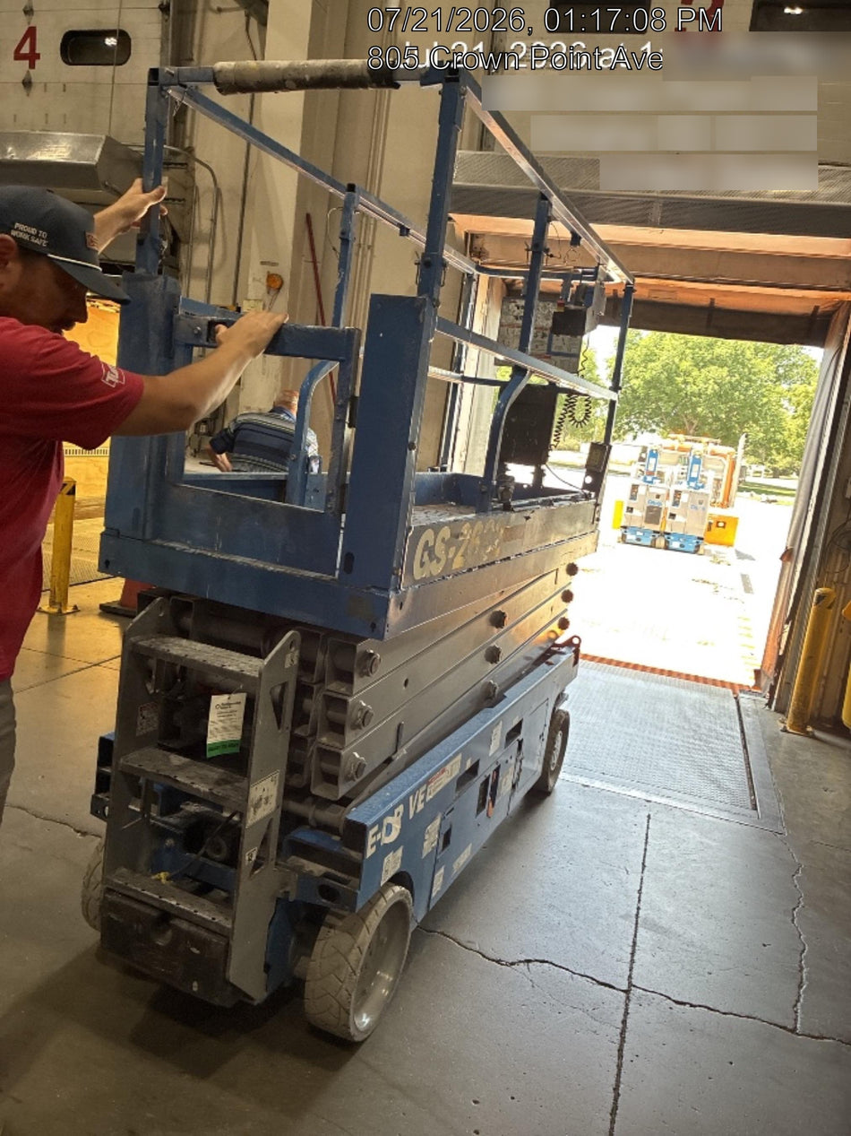 2023 GENIE GS-2632