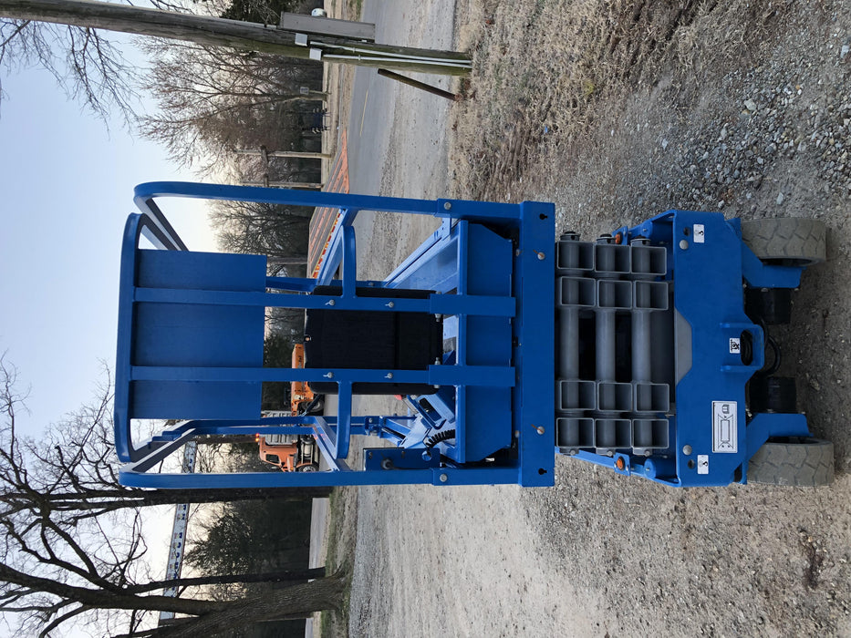 2019 Genie GS-1930 Fixed Rails with Chain Entry