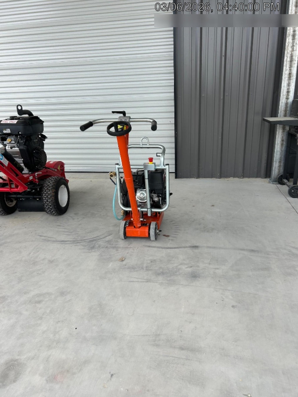 2022 HUSQVARNA FS309