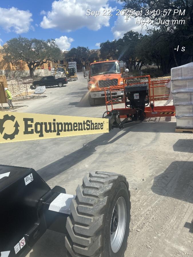 2025 JLG 460SJ