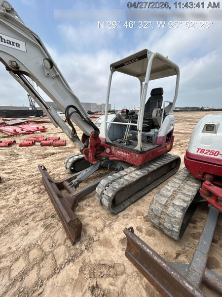 2019 Takeuchi TB260 Canopy w/Rubber Tracks, Auxiliary Hydraulics, Standard Blade, Manual QC