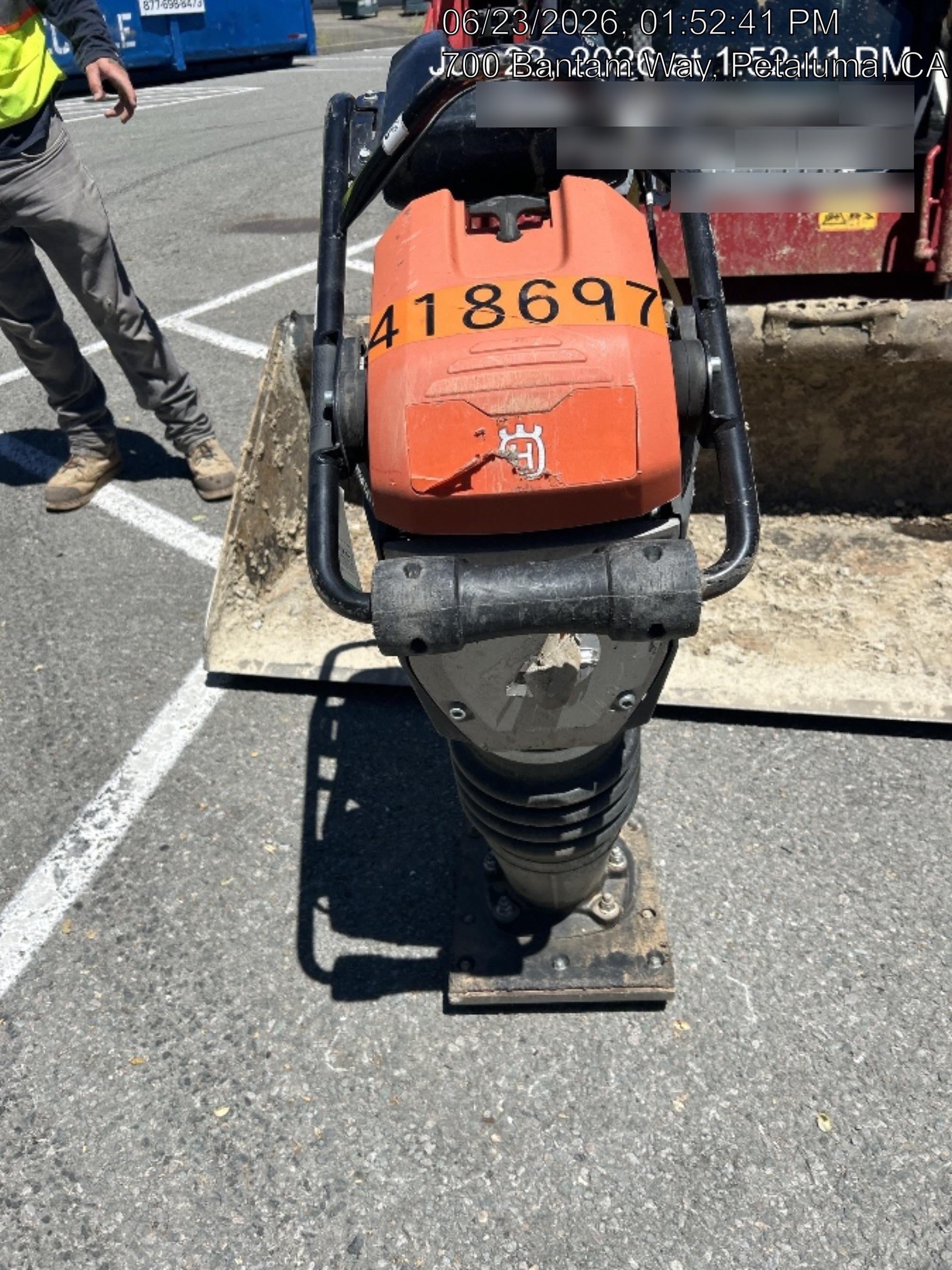 2024 HUSQVARNA LT6005