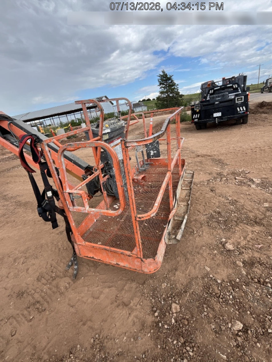 2019 JLG 660SJ