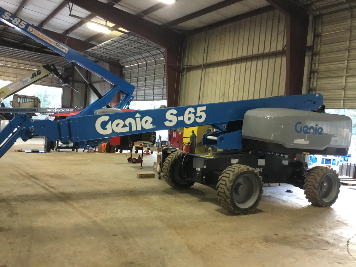 2017 GENIE S-65