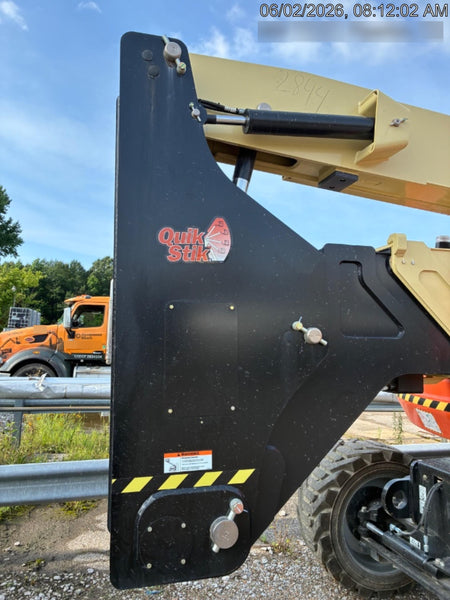 2025 JLG 800AJ