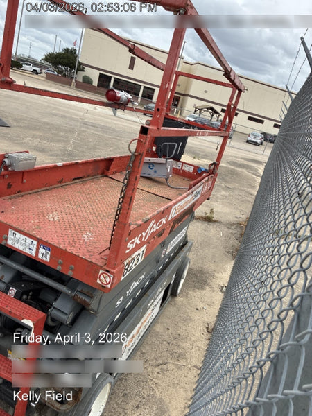 2018 Skyjack SJIII-3226 Skyjack SJIII3226 Scissor Lift w/Trojan Batteries