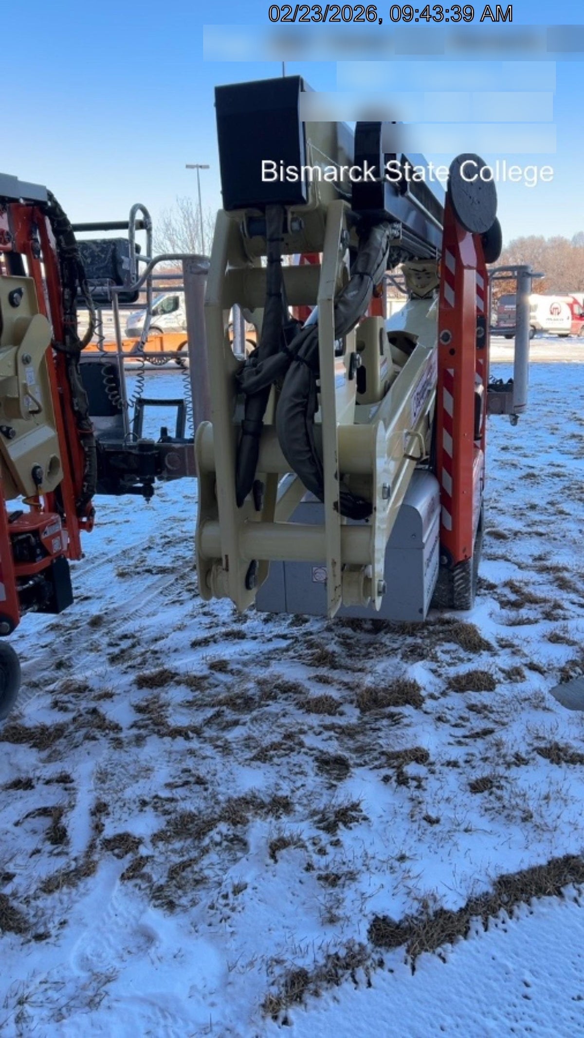 2020 JLG X600AJ