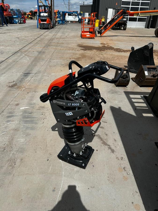 2025 HUSQVARNA LT6005