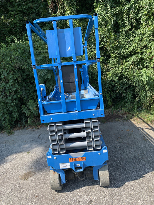 2020 Genie GS-2632 Solid NM Tires, Folding Rails with Half-Height Swing Gate, Beacon