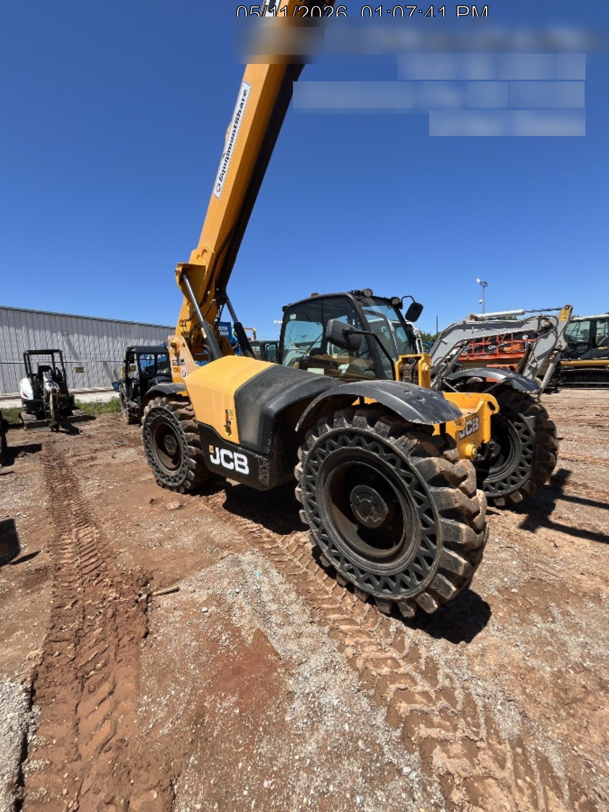 2023 JCB 510-56