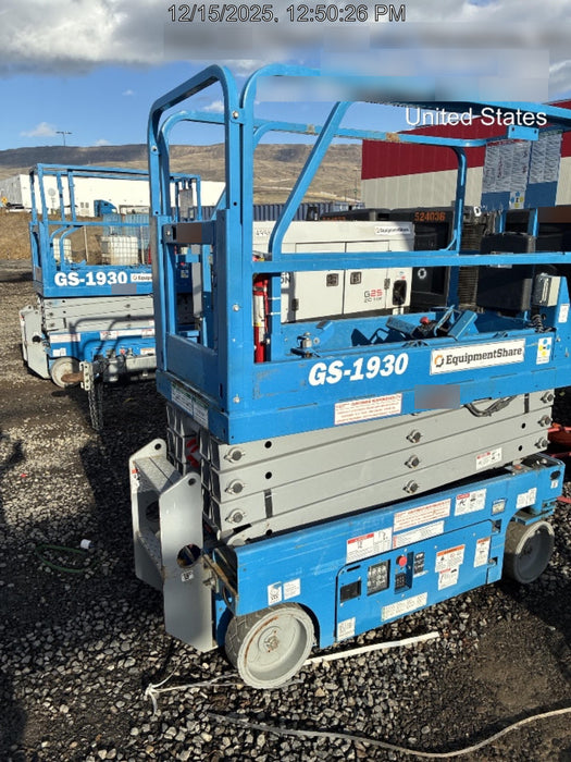 2019 Genie GS-1930 Half Height Swing Gate, 800W Inverter