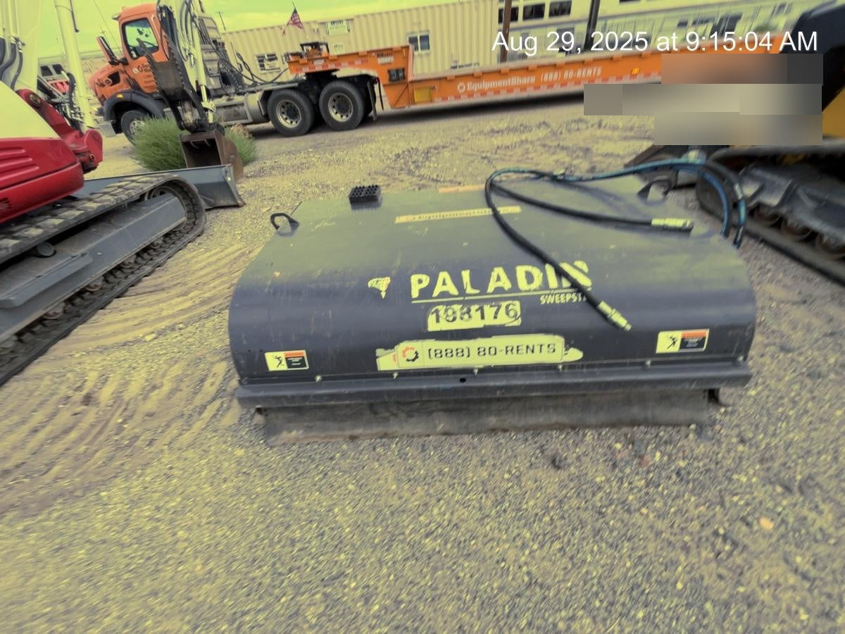 2021 PALADIN Sweepster SB72
