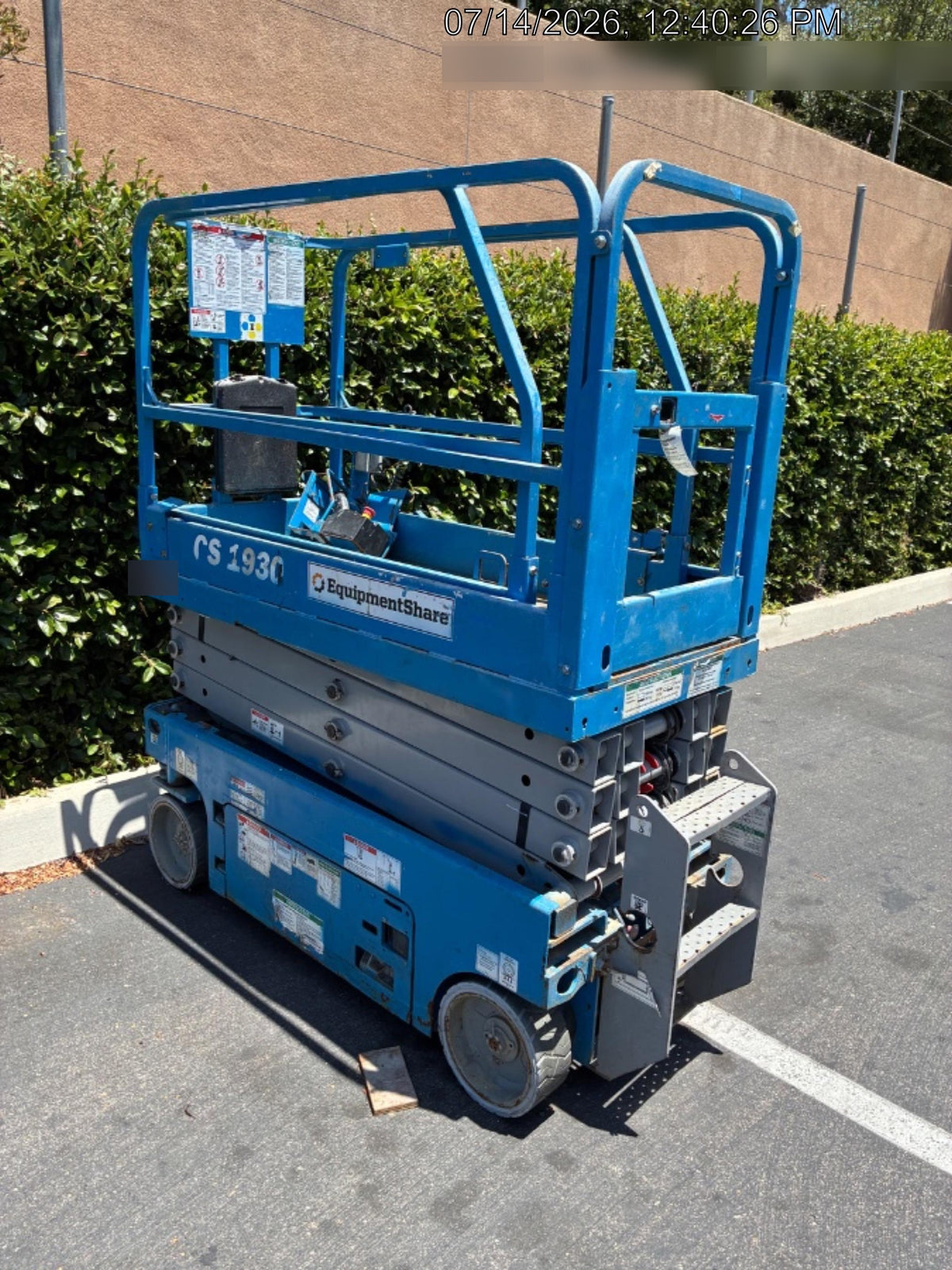 2020 Genie GS-1930 Solid Non Marking Tires, Beacon, Folding rails with half height swing gate