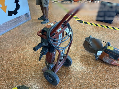 2021 HILTI TE 3000-AVR