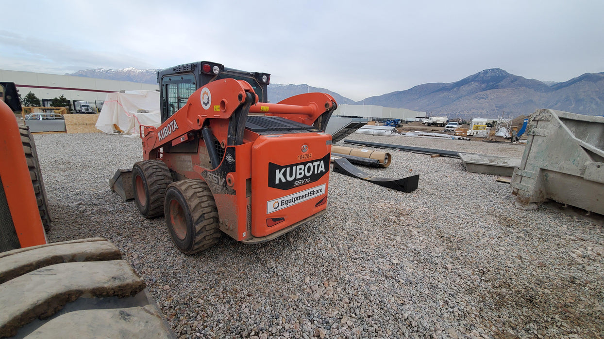 2020 Kubota SSV75PHC Wheeled, Cab/Heat/Air, Hydraulic Quick Coupler