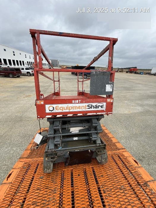 2018 Skyjack SJIII-4632 Skyjack SJIII4632 Scissor Lift w/Trojan Batteries