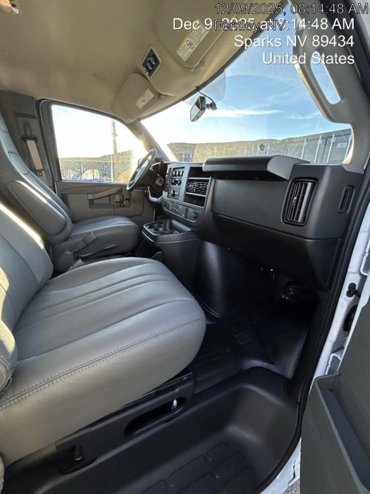 2025 CHEVROLET Express Van - Rental