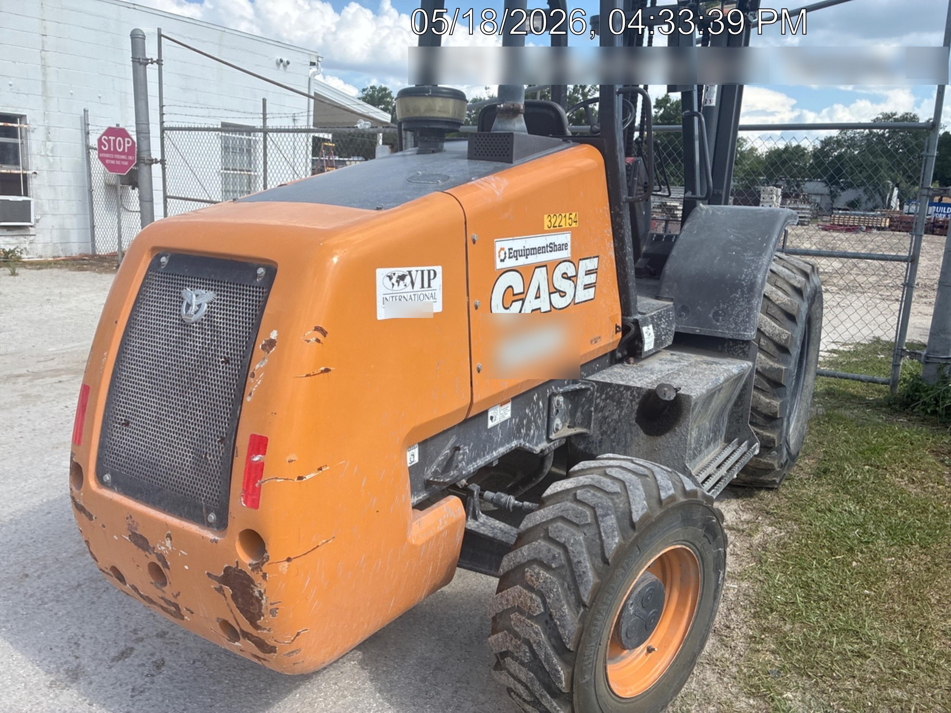 2023 CASE 588H