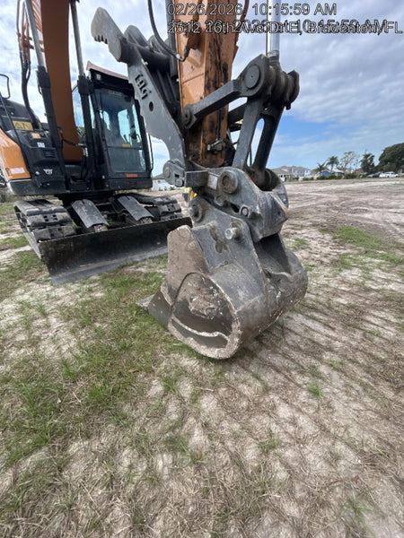 2025 CASE 36" Bucket - Case