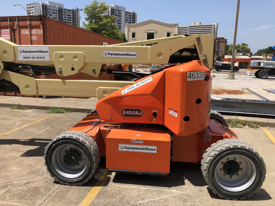 2019 JLG E450AJ