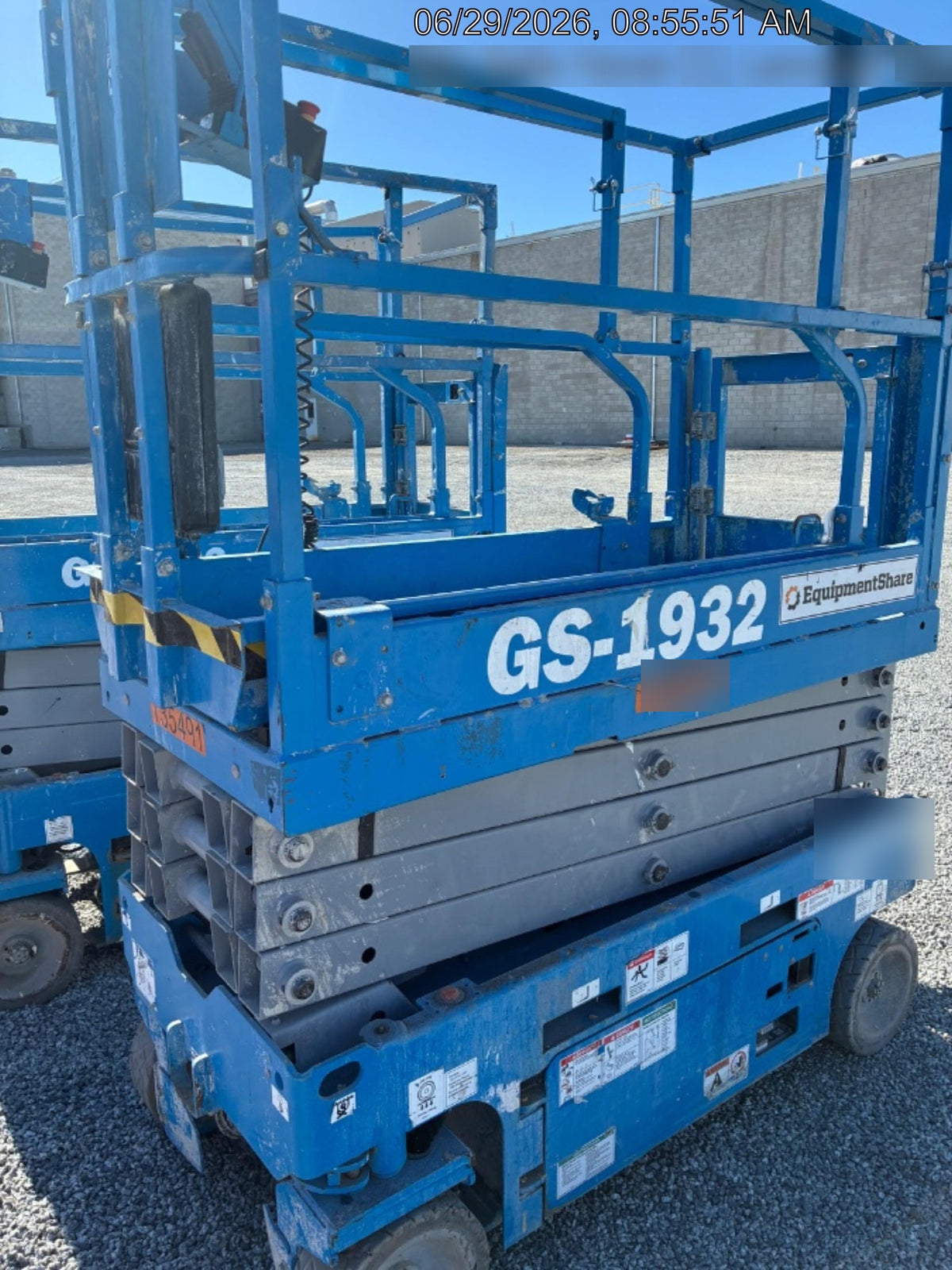 2021 GENIE GS-1932