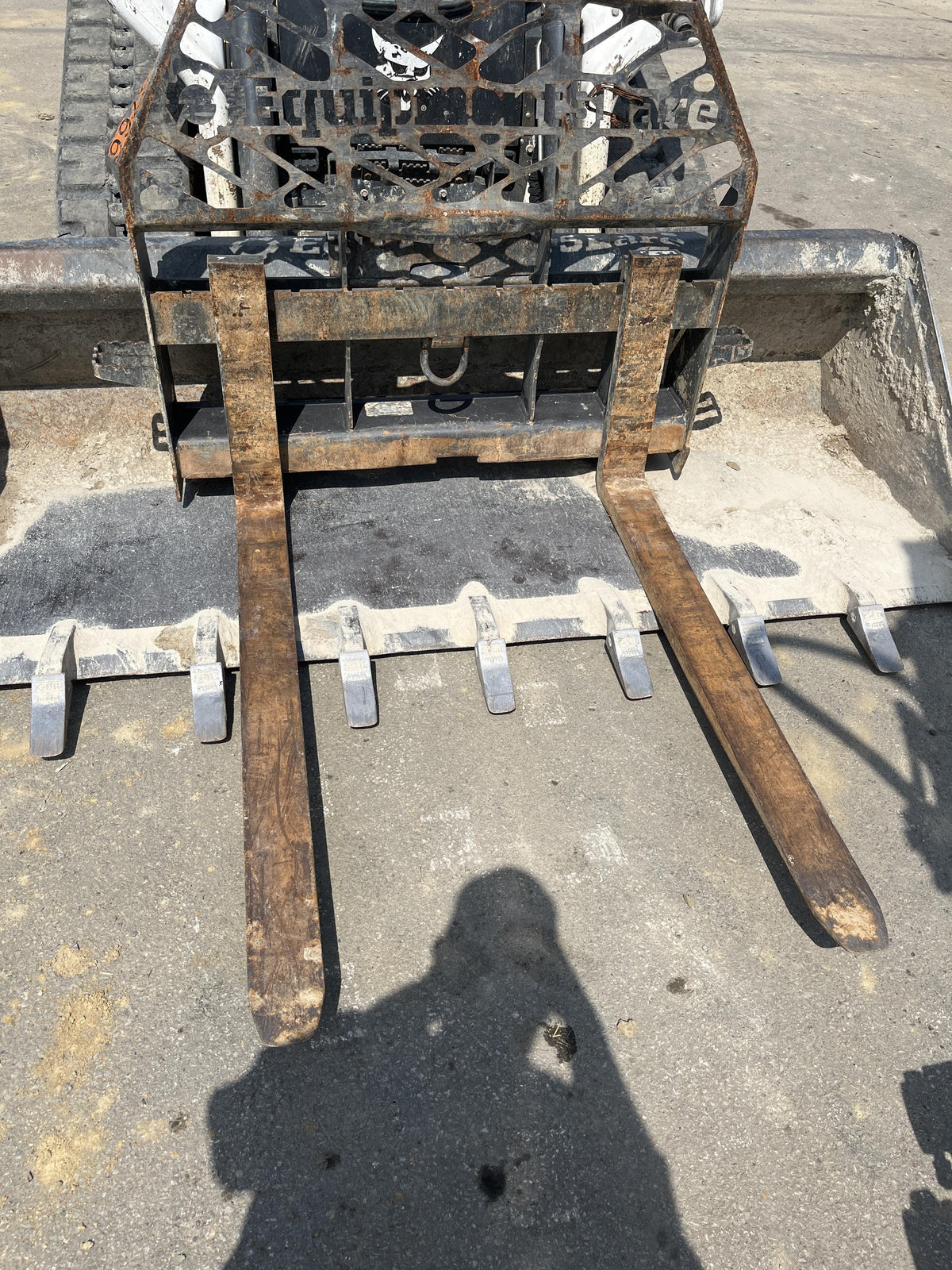 2021 PALADIN 48" Pallet Forks - Paladin