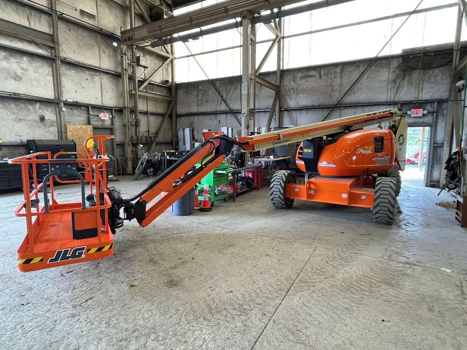 2023 JLG 600AJ