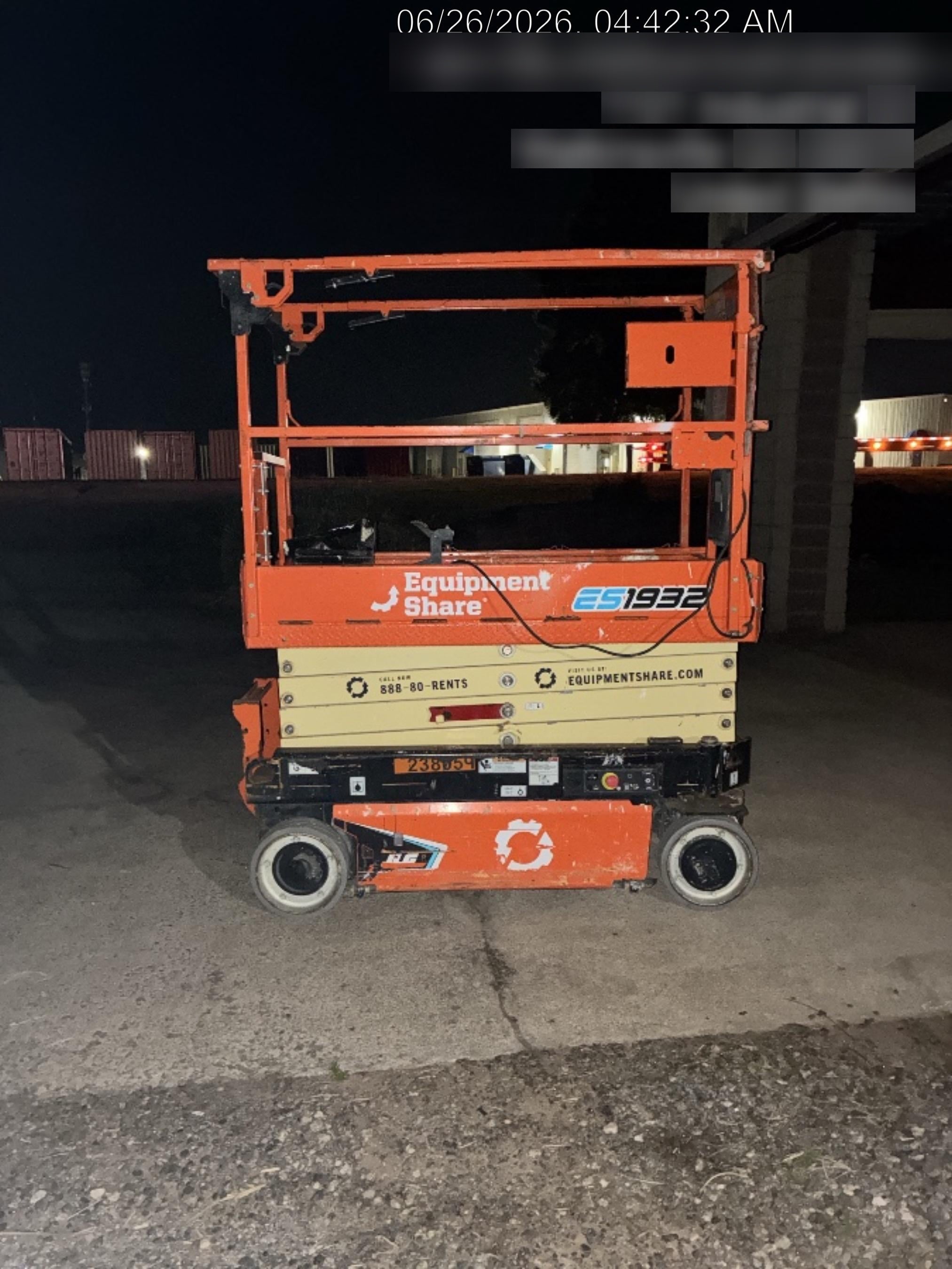 2022 JLG ES1932