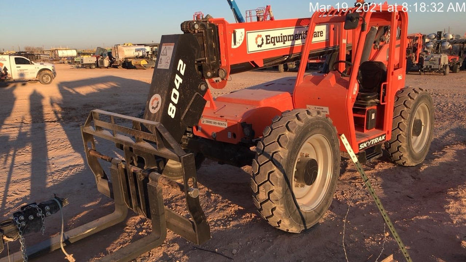 2021 SKYTRAK 8042